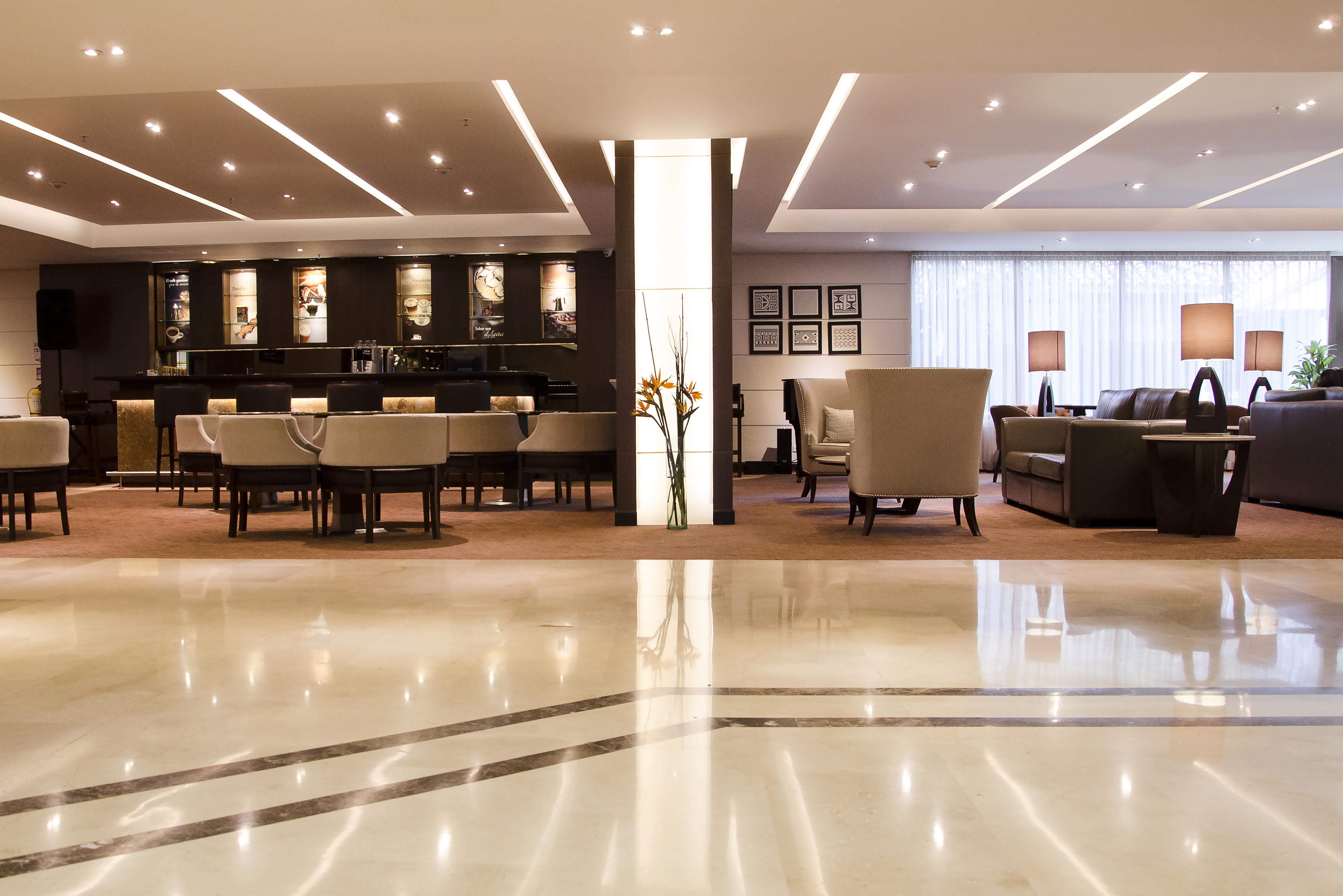 Hotel Dann Carlton Bogotá Exteriér fotografie The lobby of the hotel
