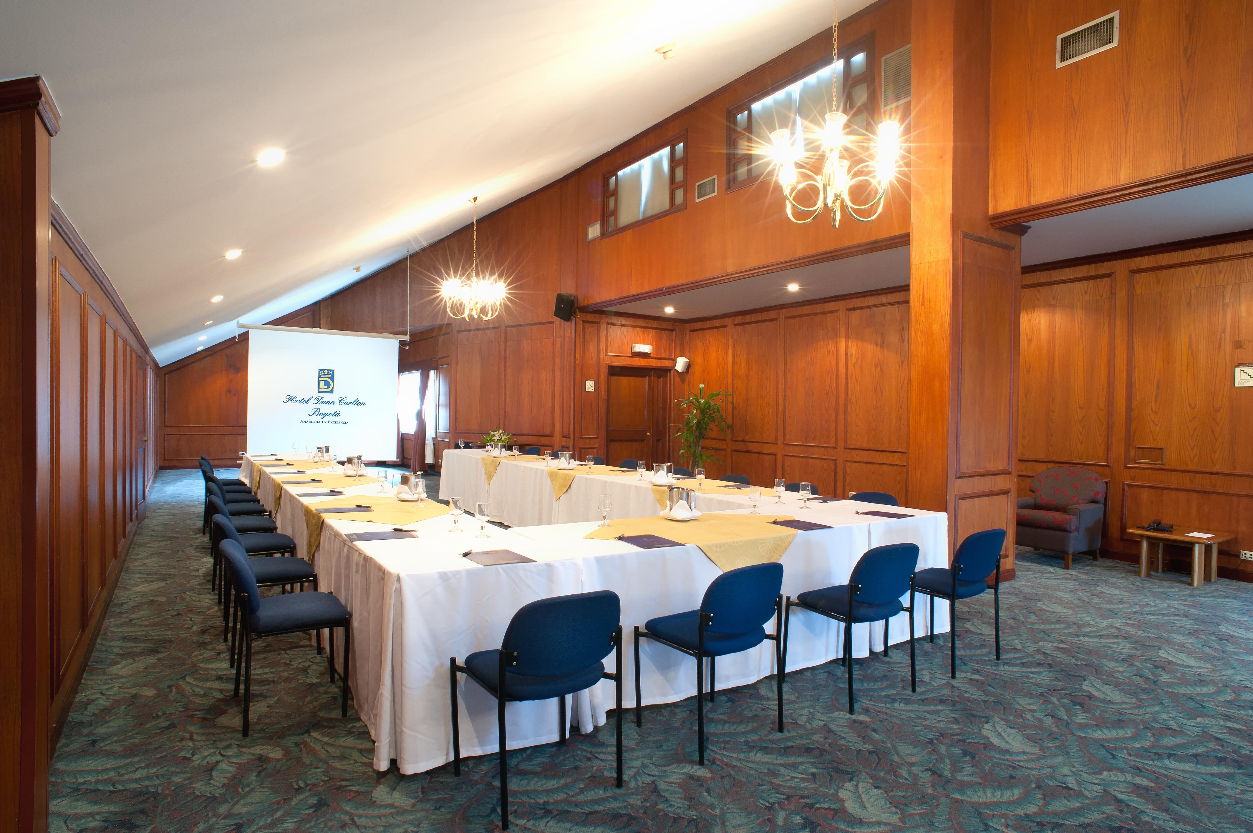 Hotel Dann Carlton Bogotá Exteriér fotografie Meeting room