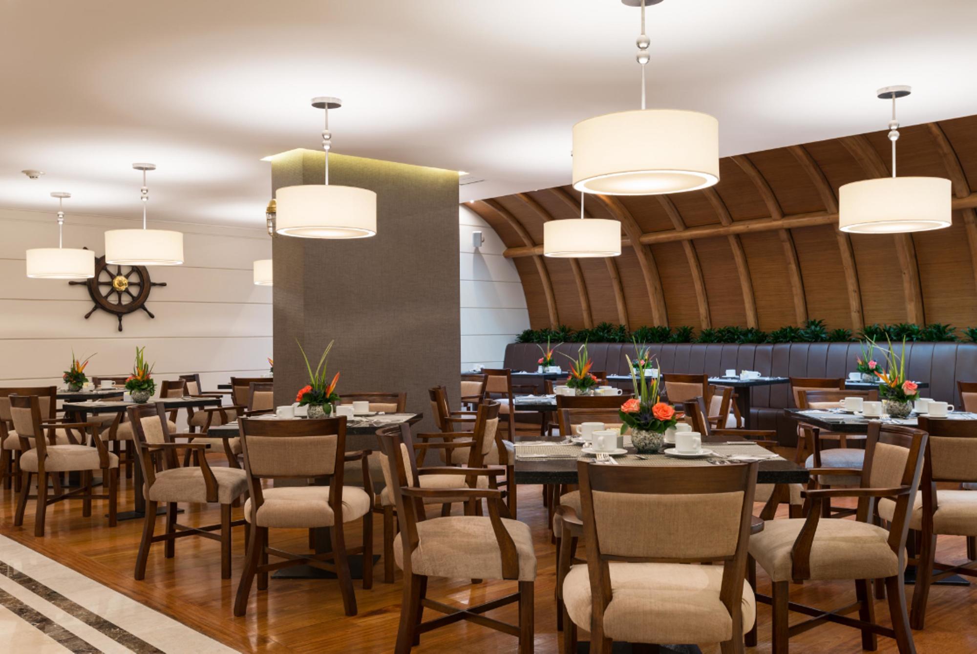 Hotel Dann Carlton Bogotá Exteriér fotografie The interior of the restaurant